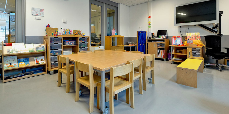 中小学 Firebird Public Elementary School in Tilburg, Netherlands